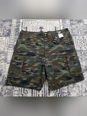 Lee Mens Moss Camouflage Cargo Short 46 Relaxed Fit 112353301 Active stretch NEW